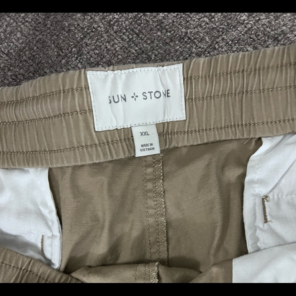 Draw string khaki pants - Picture 2 of 4
